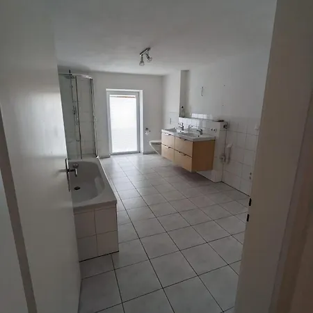Διαμέρισμα Maisonette Mit Kaminoefen Naehe Starnberger Und Muenchen