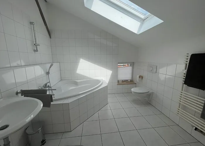 Maisonette Mit Kaminoefen Naehe Starnberger Und Muenchen *