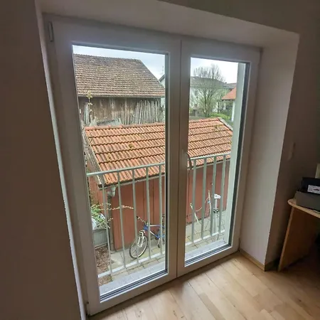 Maisonette Mit Kaminoefen Naehe Starnberger Und Muenchen Münsing