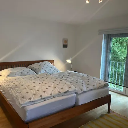 Maisonette Mit Kaminoefen Naehe Starnberger Und Muenchen *