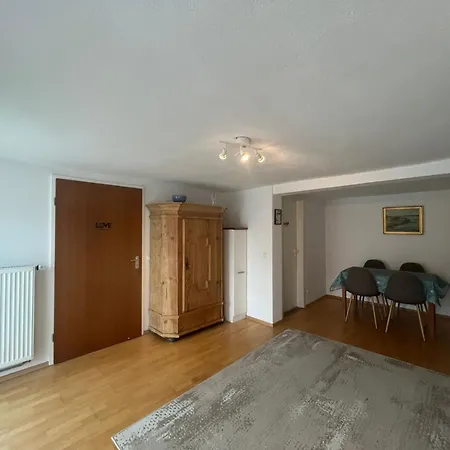 Maisonette Mit Kaminoefen Naehe Starnberger Und Muenchen Münsing