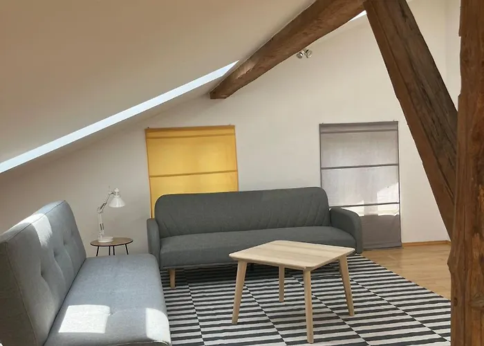 Maisonette Mit Kaminoefen Naehe Starnberger Und Muenchen